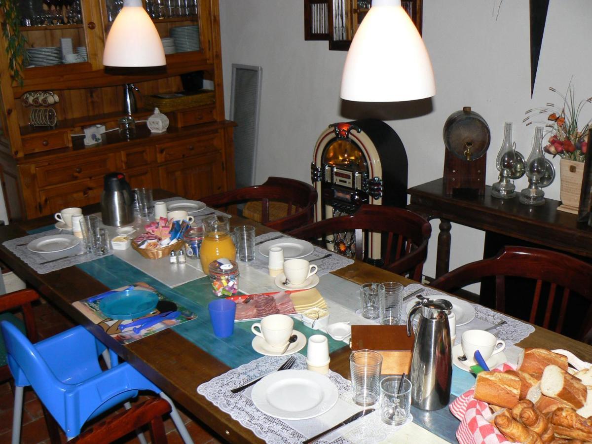 Le Petit Moulin Bed & Breakfast Saint-Hilaire  Dış mekan fotoğraf