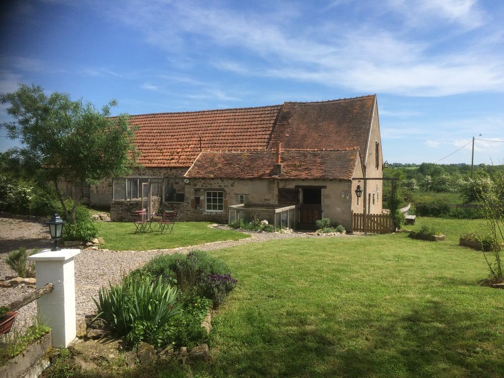Le Petit Moulin Bed & Breakfast Saint-Hilaire  Dış mekan fotoğraf